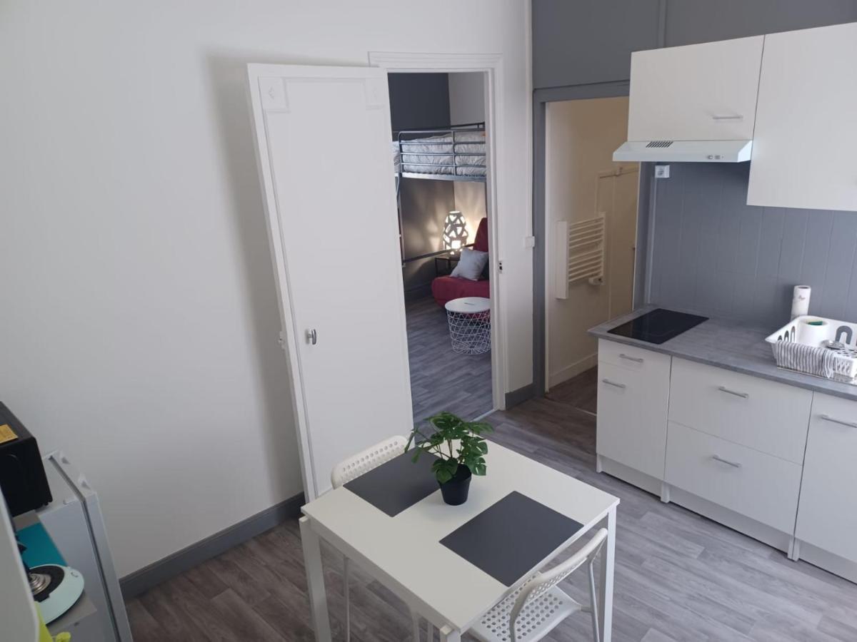 Apartamento Le Carnot Proche Gare Et Iut Chez Adrien Saint-Quentin  Exterior foto
