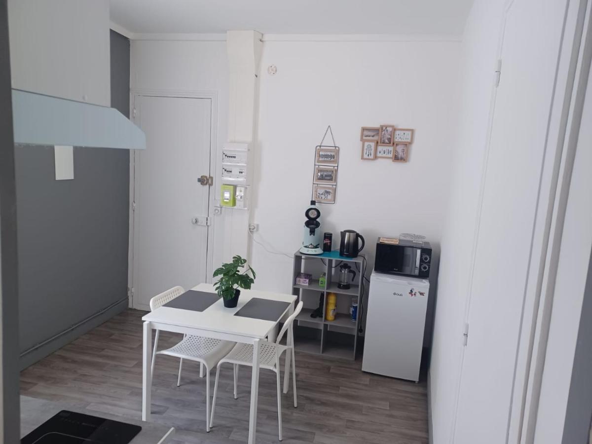Apartamento Le Carnot Proche Gare Et Iut Chez Adrien Saint-Quentin  Exterior foto